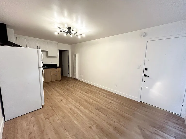 3718 S Canfield Ave #4 — Photo 4