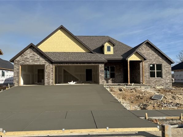 1200 Carrara St, Springdale, AR 72762