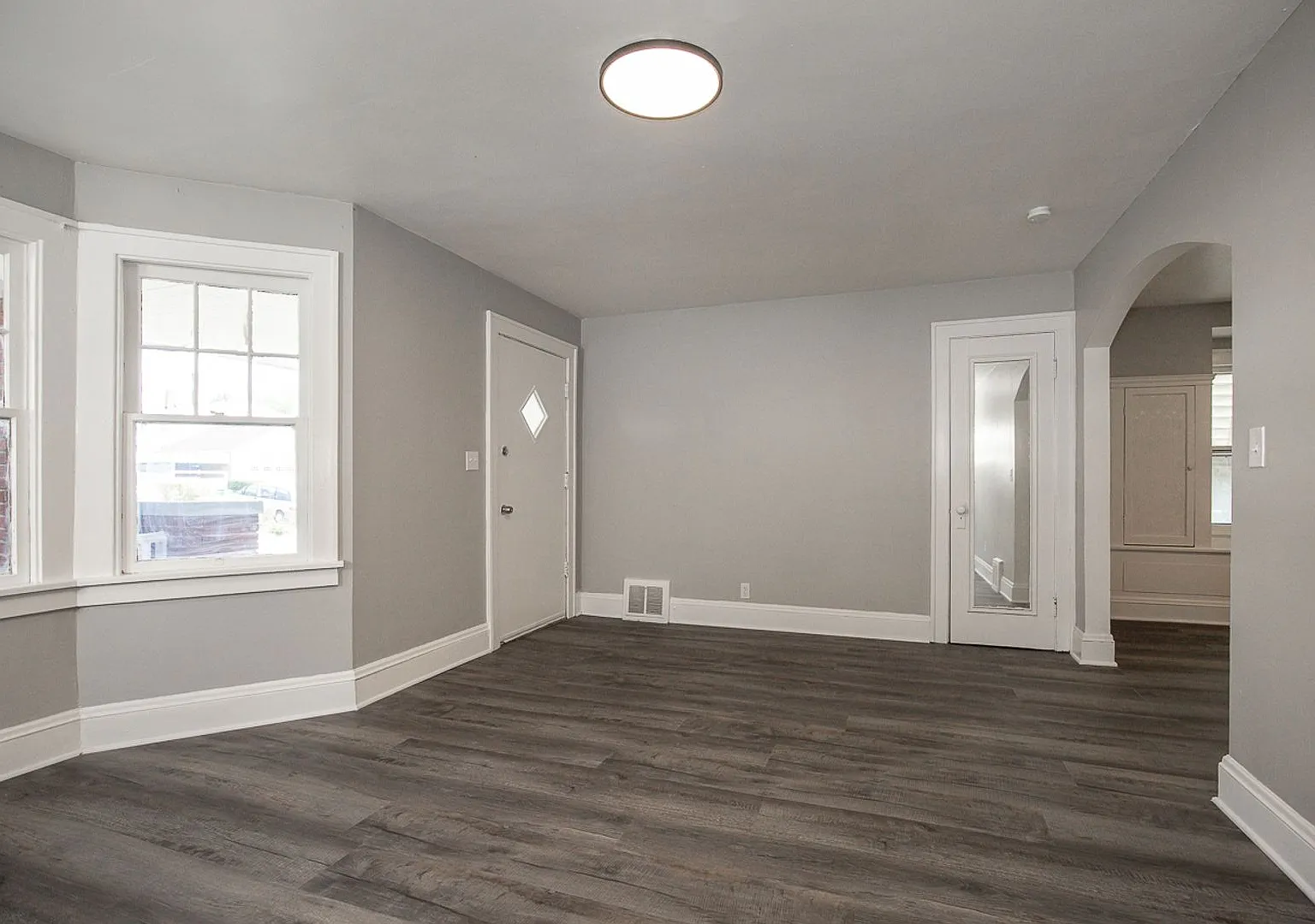 4772 E 90 — Photo 4