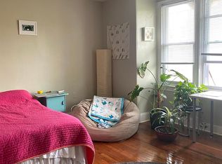 4422 Pine St #3F, Philadelphia, PA 19104