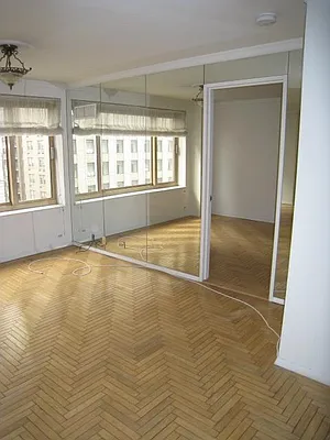 Rented by Platinvm Property Group New York | media 9