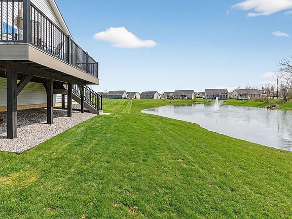 3rd image of 775 Buchloe Dr