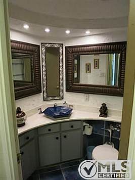 3rd image of 3883 Turtle Creek Blvd APT 1108