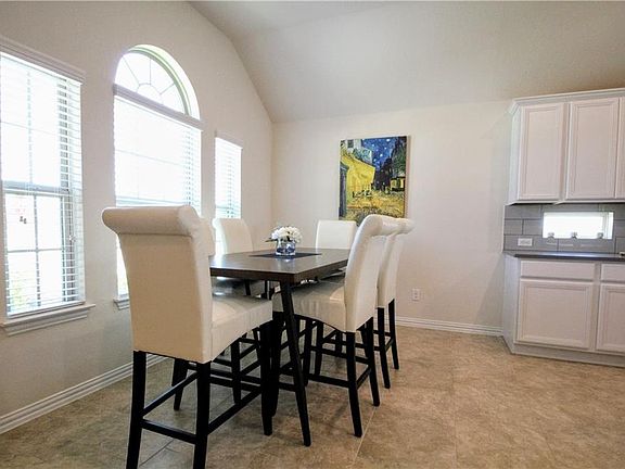 5th image of 101 Plantain Dr