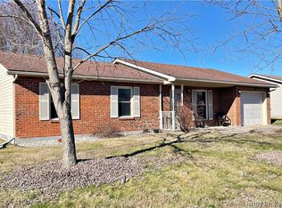 126 Hodge St, Charlestown, IN 47111