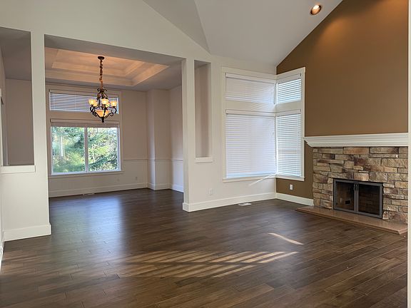 2nd image of 5608 159th Pl SE