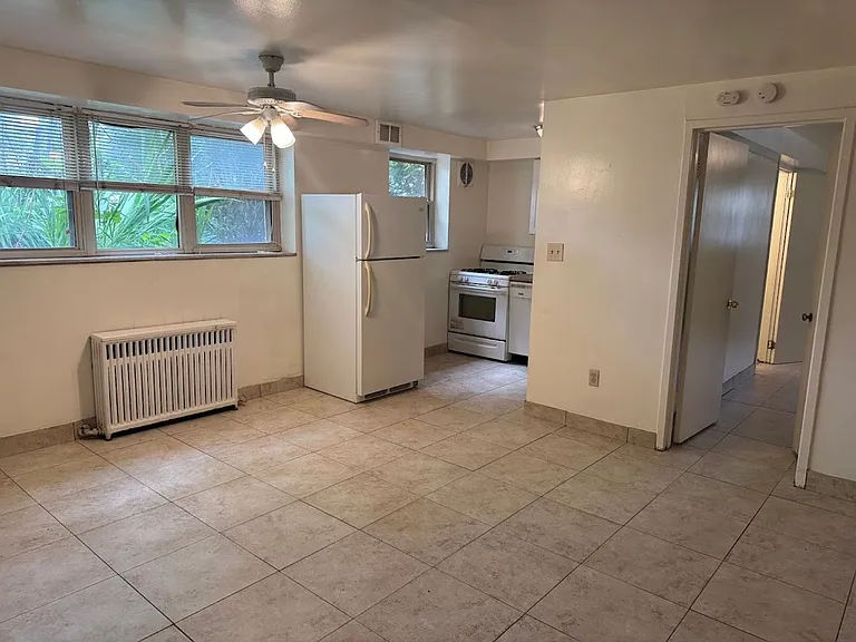 2355 Eldridge — Photo 5