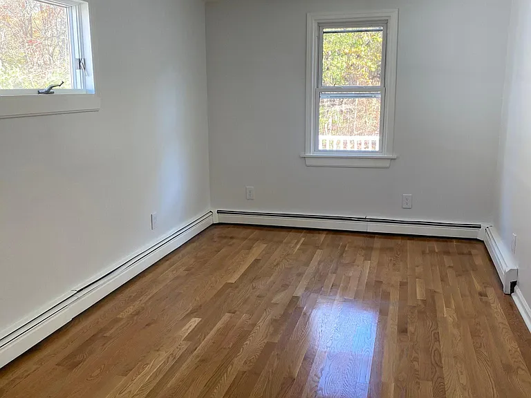 135 Nokomis Rd — Photo 5