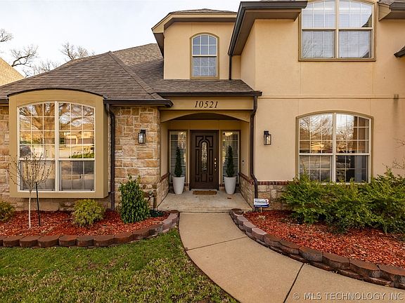 2nd image of 10521 S 92nd Cir E