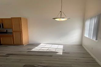 5th image of 9537 Kilkenny Ave #X