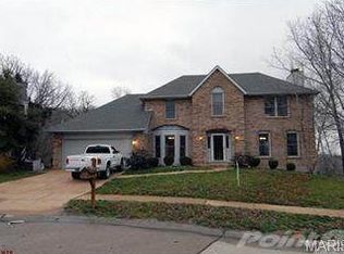2904 Woodbridge Creek Dr, Saint Louis, MO 63129