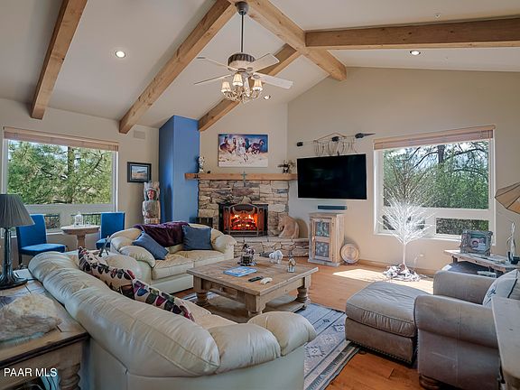 4th image of 524 Lodge Trail Cir