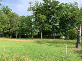 110 Peacock St LOT 1, Cleburne, TX 76031