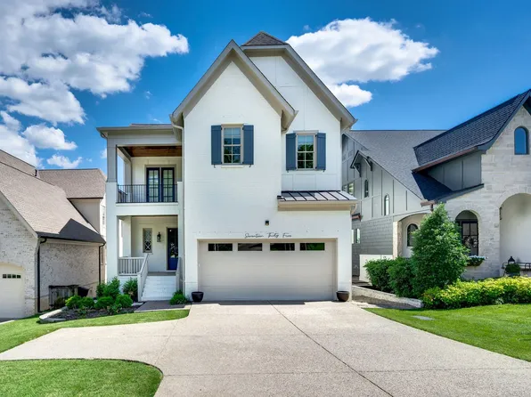 1735 Hillmont Dr, Nashville, TN 37215