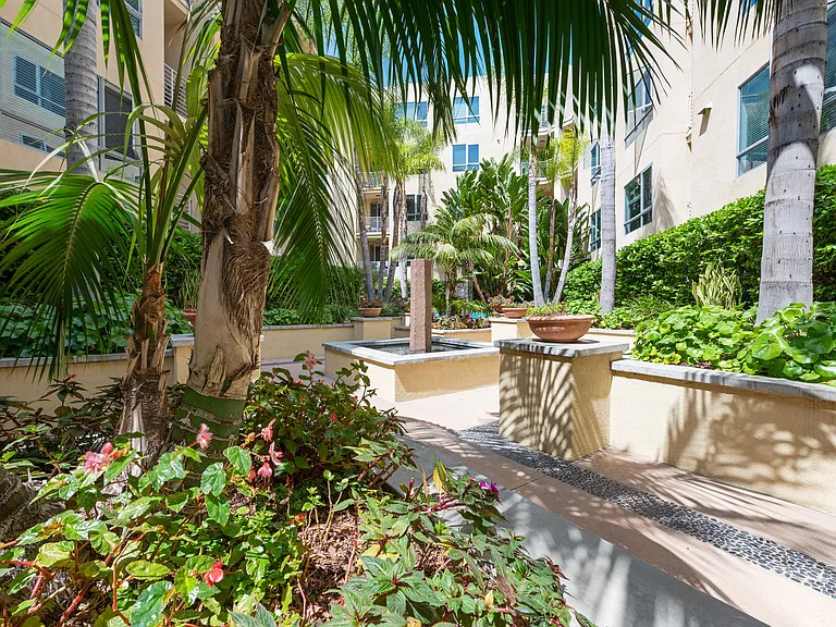 7950 West Sunset Los Angeles, CA Courtyard