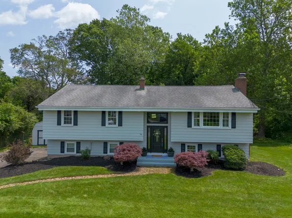 26 Sharon Circle, Meriden, CT 06450