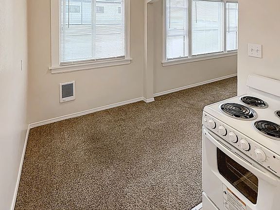 5th image of 241 5th St APT 23