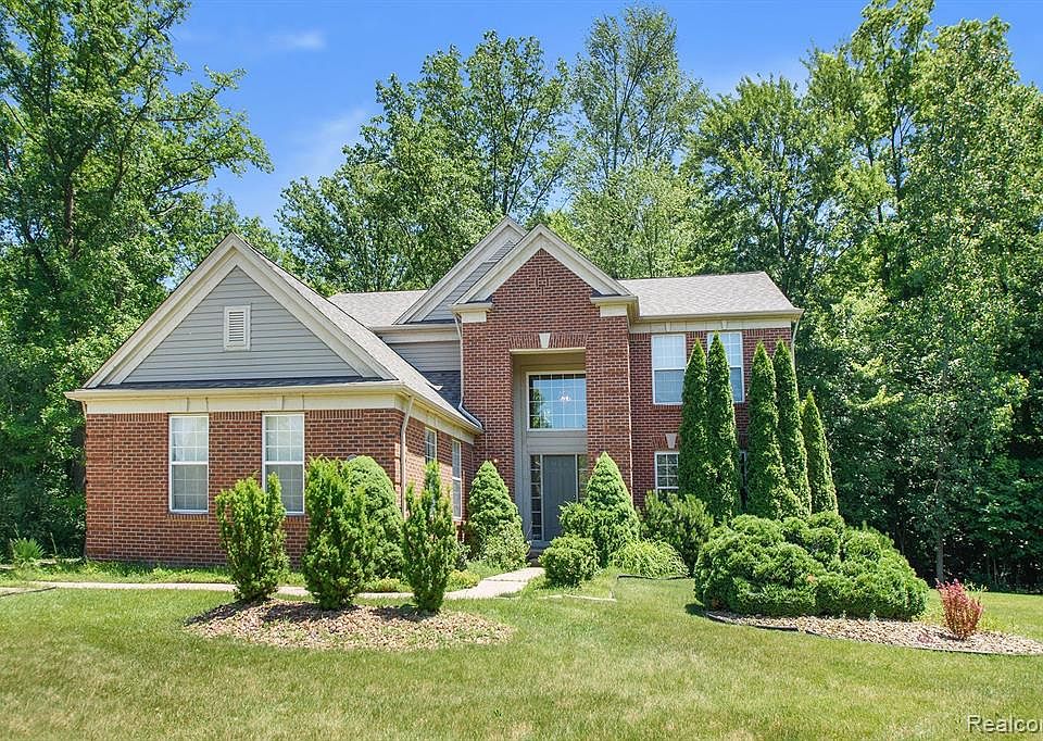 1st image of 2855 Siever Dr