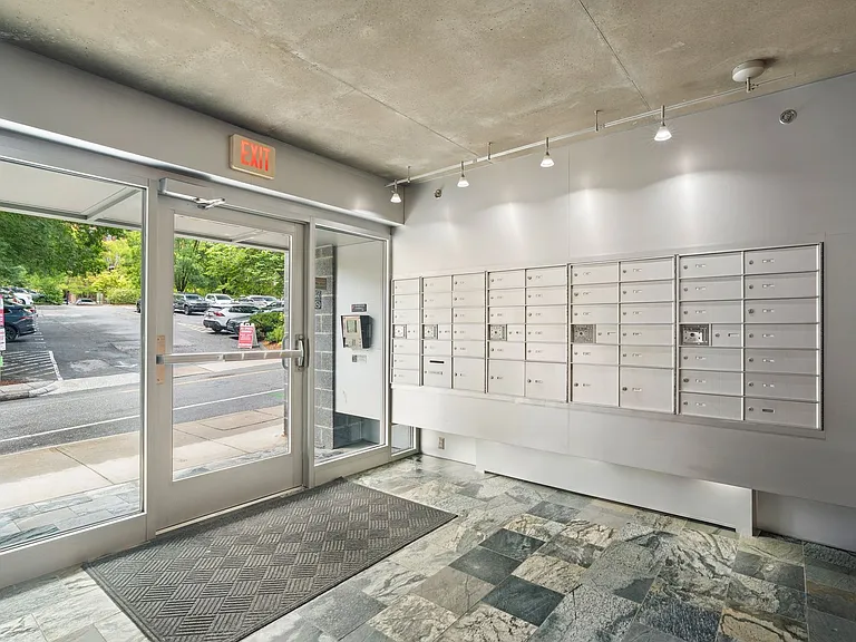 12 S Lexington Ave #303 — Photo 3