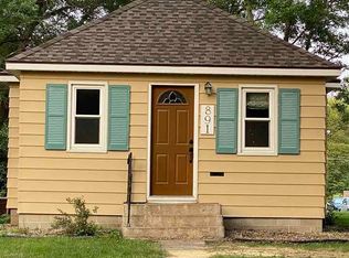 891 3rd Ave SW, Wells, MN 56097