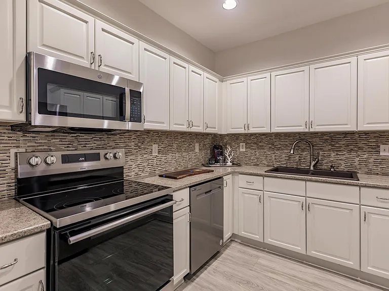3952 Mediterranea Cir #414 — Photo 1