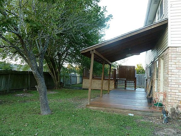 2nd image of 11503 Grapewood Dr
