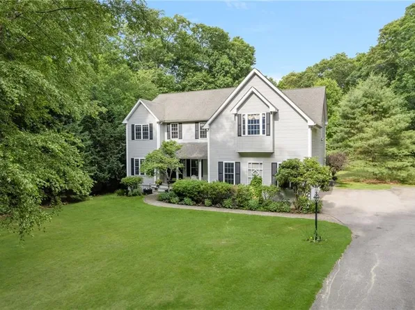 220 Moosehorn Rd, East Greenwich, RI 02818