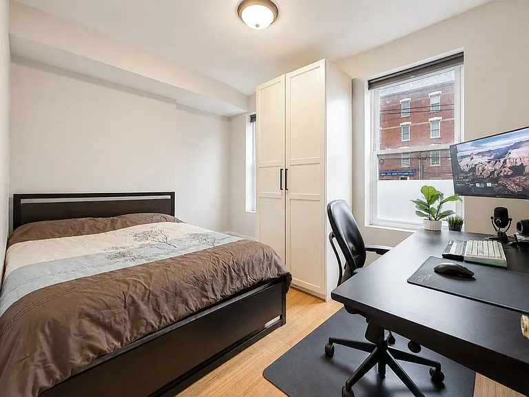 182A Christopher Columbus Dr #1 — Photo 10