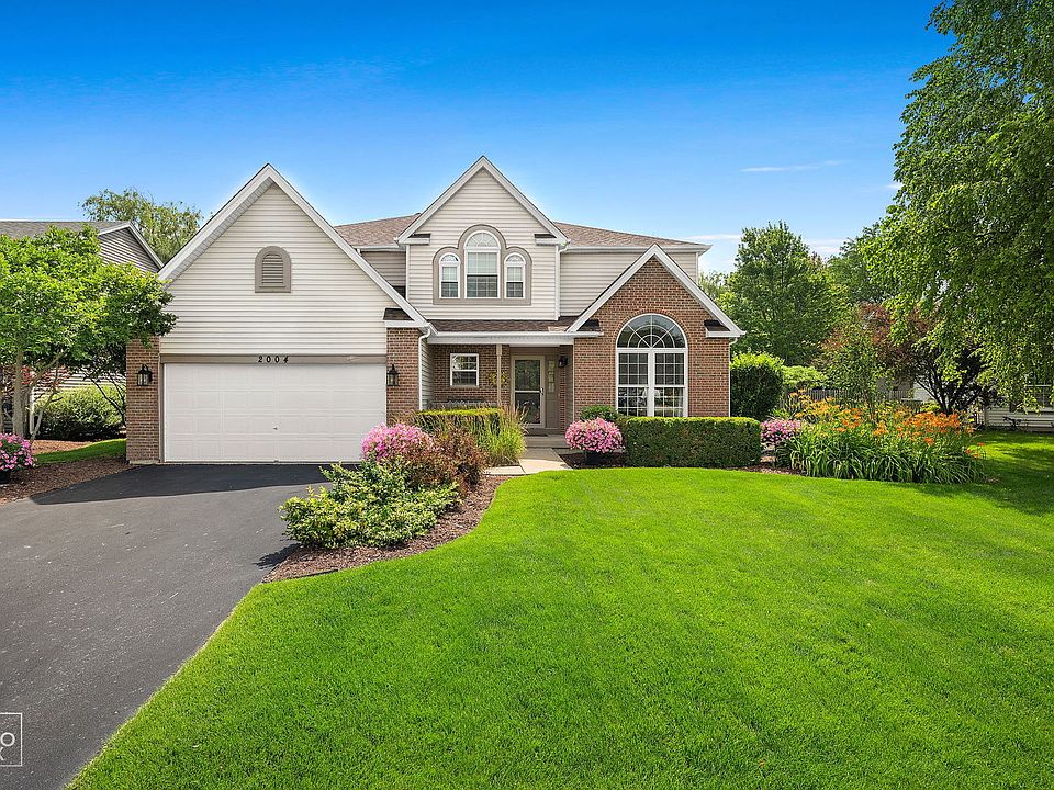 1st image of 2004 Oakdale Estates Dr