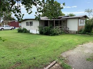 304 W Saint Paul St, Union City, OK 73090