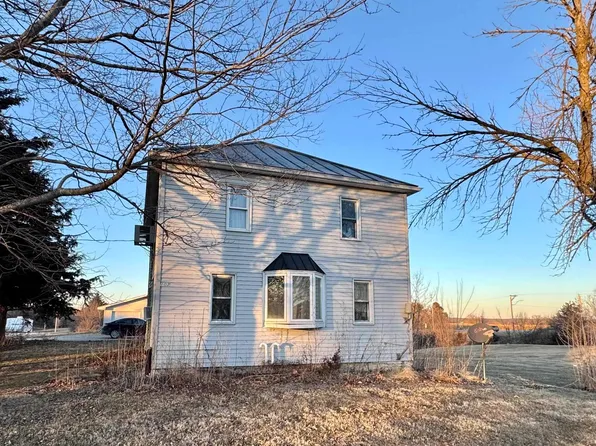 107 Franklin Main St, West Pt, IA 52656