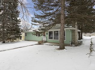 566 2nd Ave NW, New Brighton, MN 55112