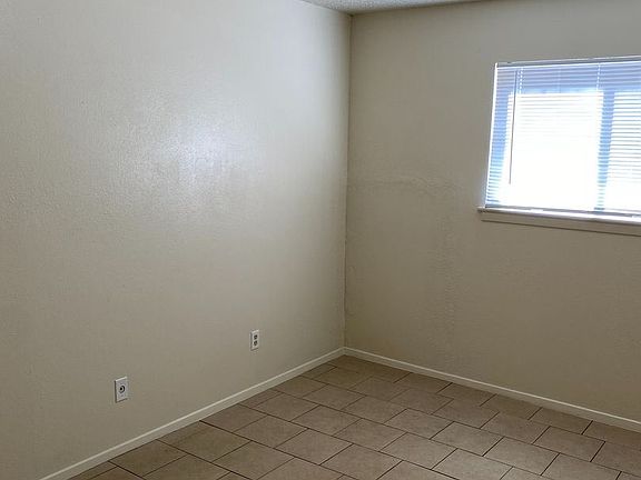 5th image of 505 W Griggs Ave #D5
