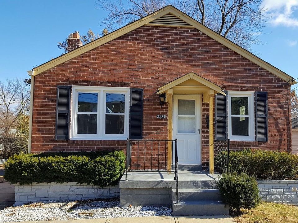 1st image of 2324 Wismer Ave