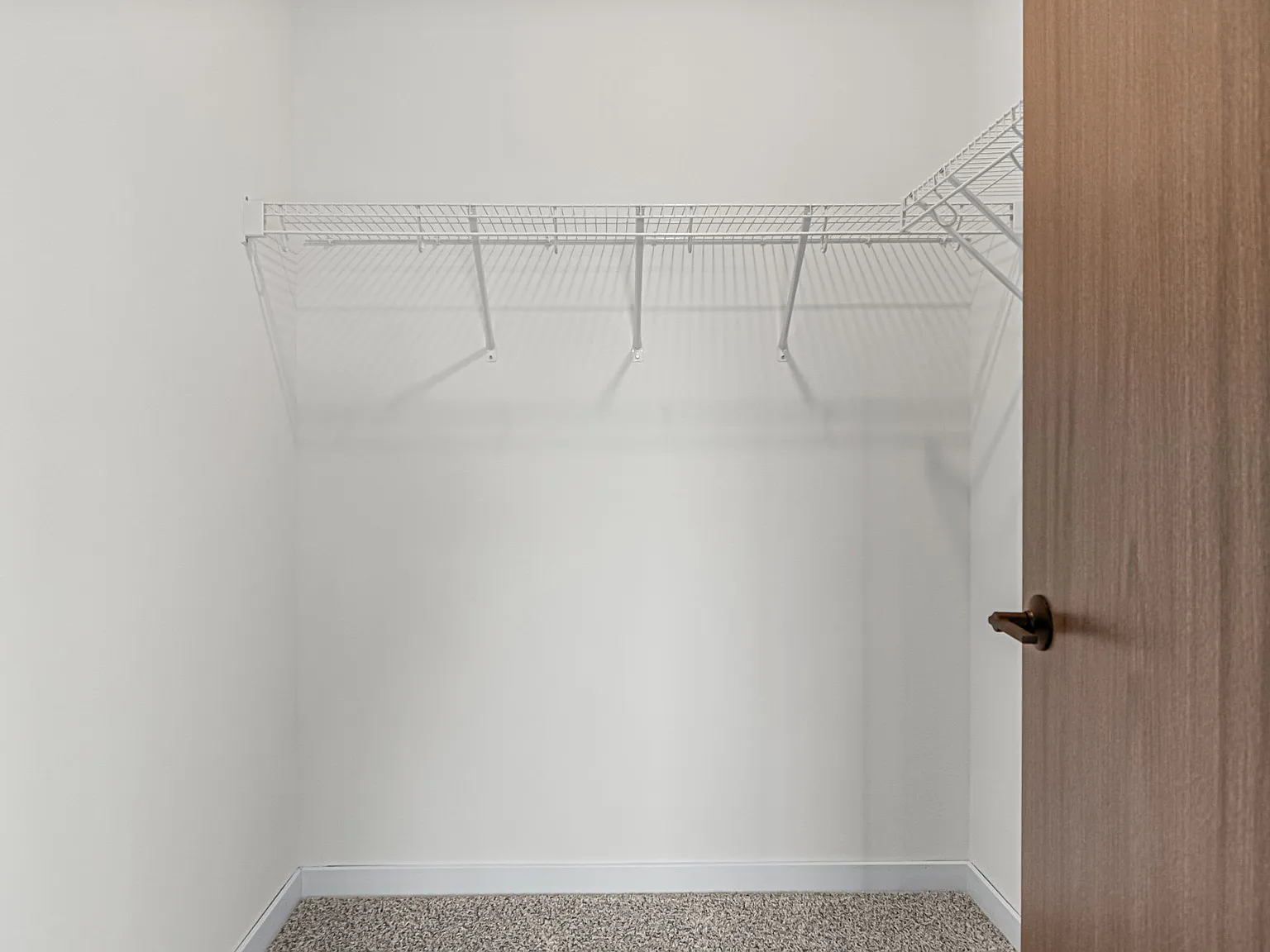 Madison Ave Condos — Photo 4
