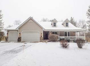 47178 Woodfield Dr, Mattawan, MI 49071