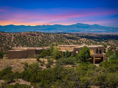 9 Lodge Cir, Santa Fe, NM, 87506