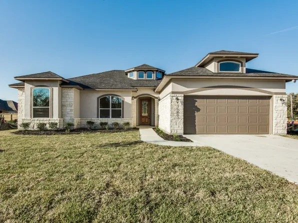 110 Roy Nichols Dr, Blanco, TX 78606