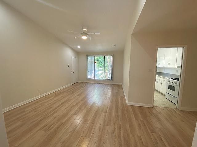 1st image of 3410 Club Dr APT 10