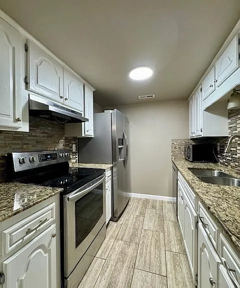 15 Nantucket Dr — Photo 6