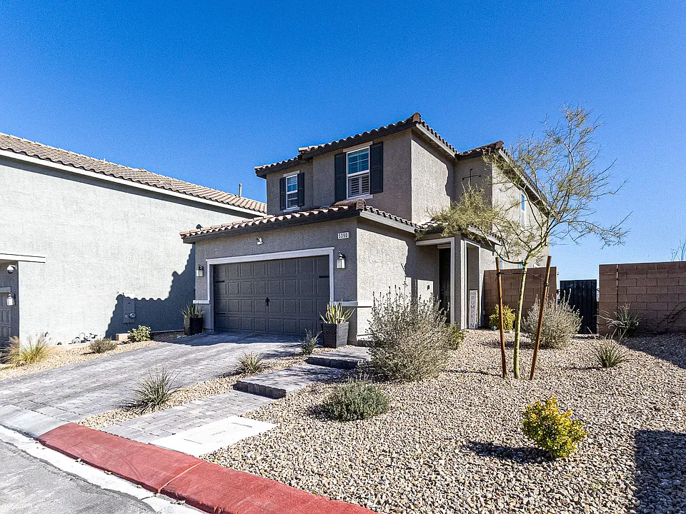 5390 Robinera Ct