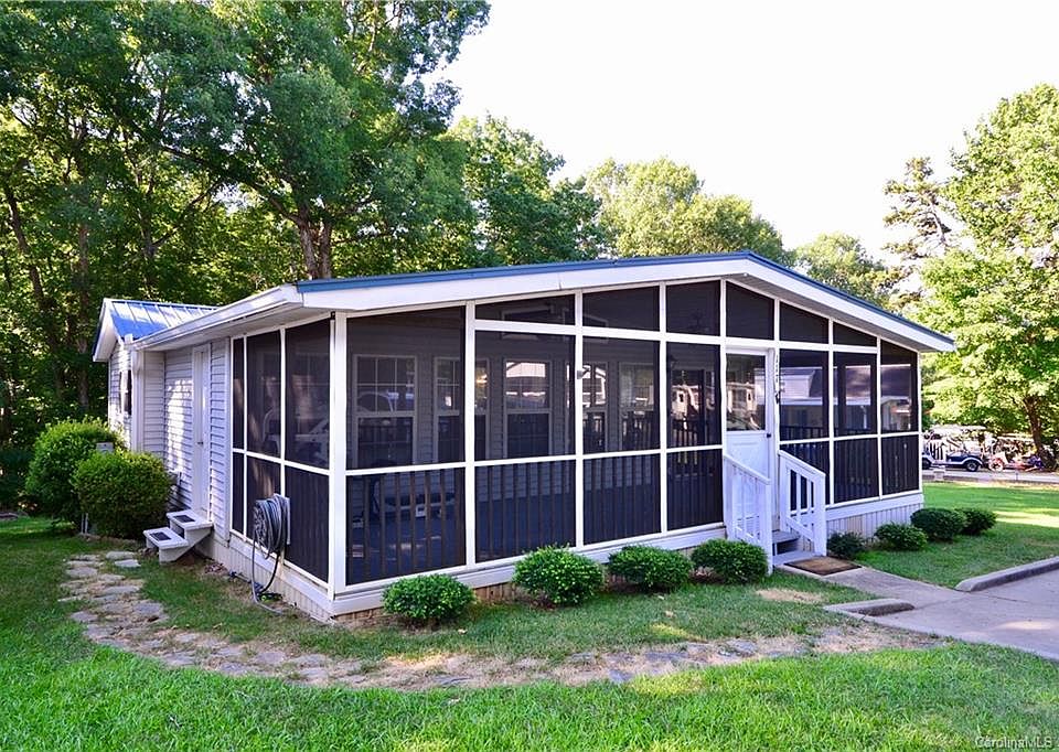 1st image of 117 Marina Ln