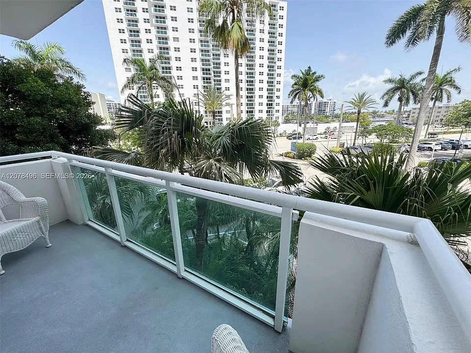 3001 S Ocean Dr #229