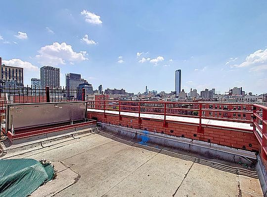 2nd image of 167 Eldridge St APT 7B