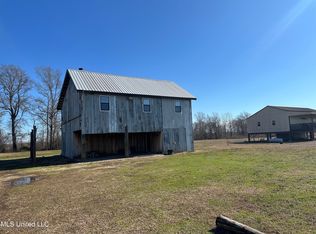 5528 River Rd, Yazoo City, MS 39194
