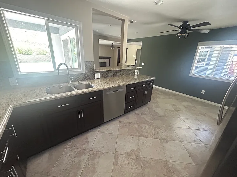 1823 Kenora Dr — Photo 11
