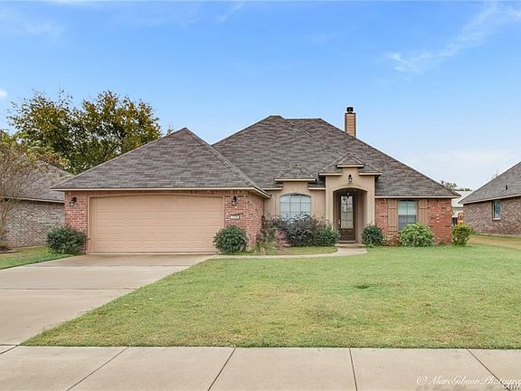 2nd image of 2128 Sweet Bay Cir