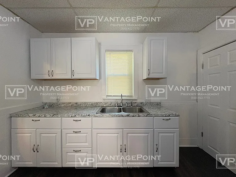 407 N Lafayette St — Photo 4