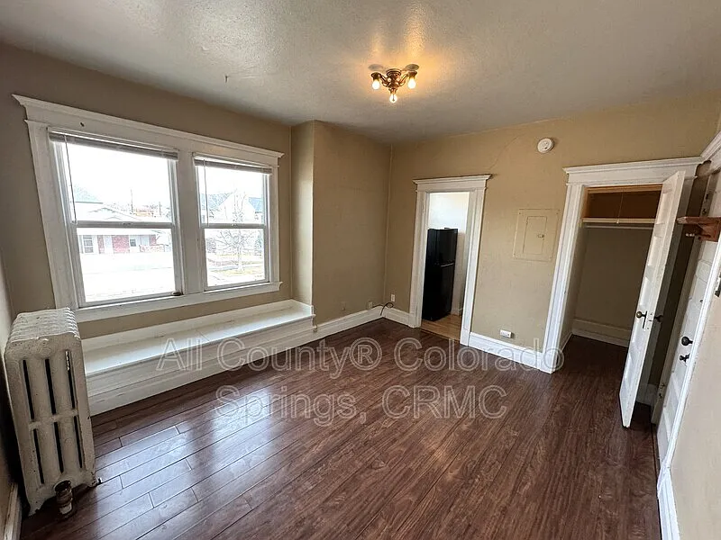 Studio, 1.0 bath, 500 sqft, $895 — Photo 2