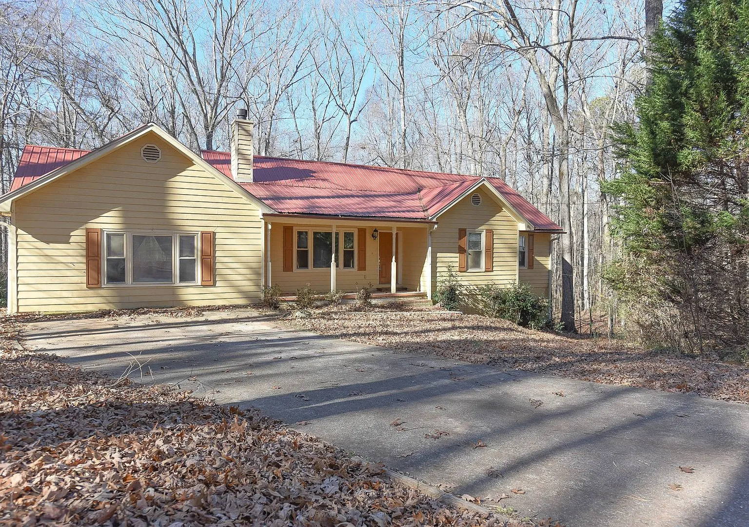 3 Bedroom 2 Bath Home - Cul-de-sac, Newnan, GA — Photo 1